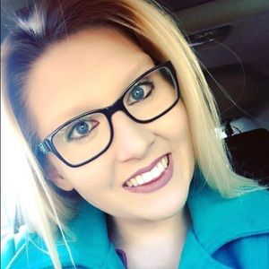 Meet your Posher, Breanna